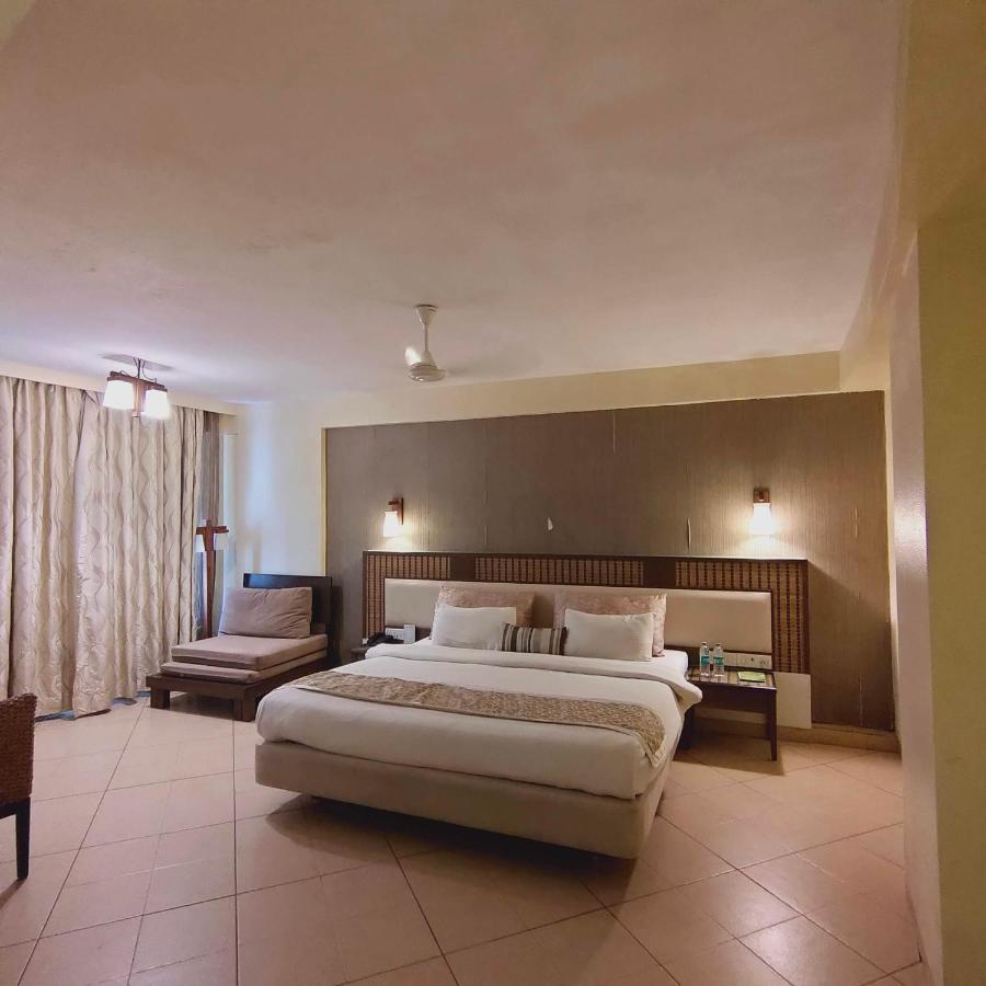 Silverador Resort Thane Esterno foto