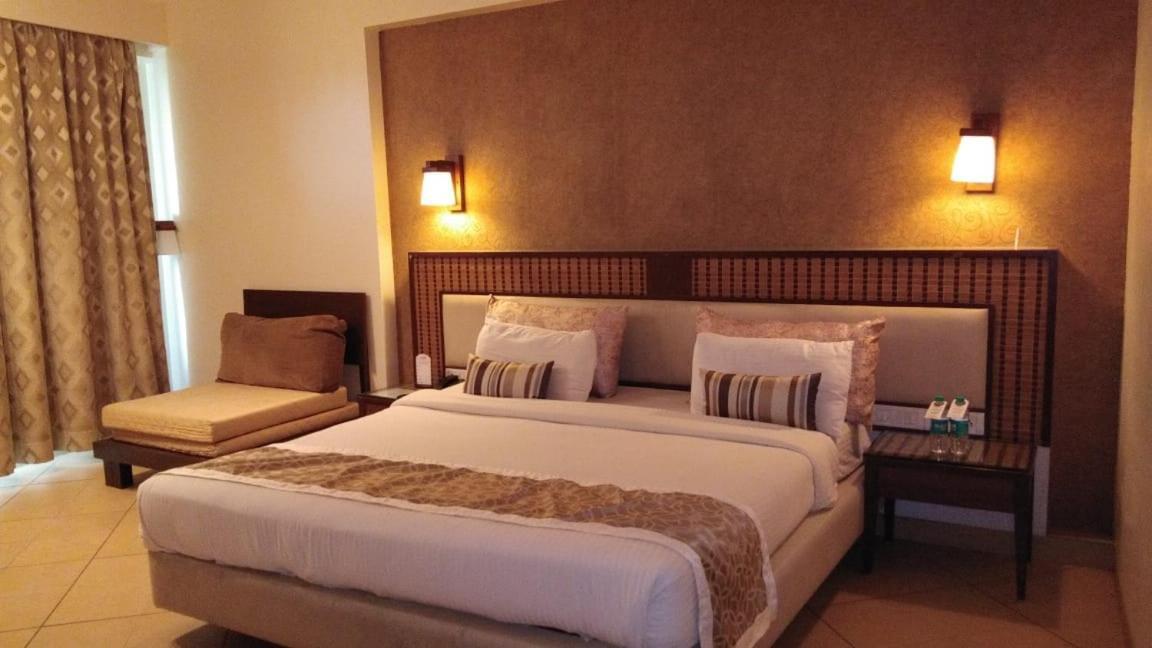 Silverador Resort Thane Esterno foto