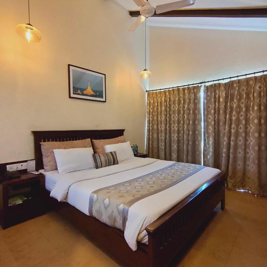 Silverador Resort Thane Esterno foto